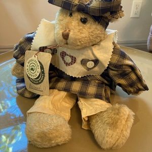 Boyds Bears “Philomena” bear